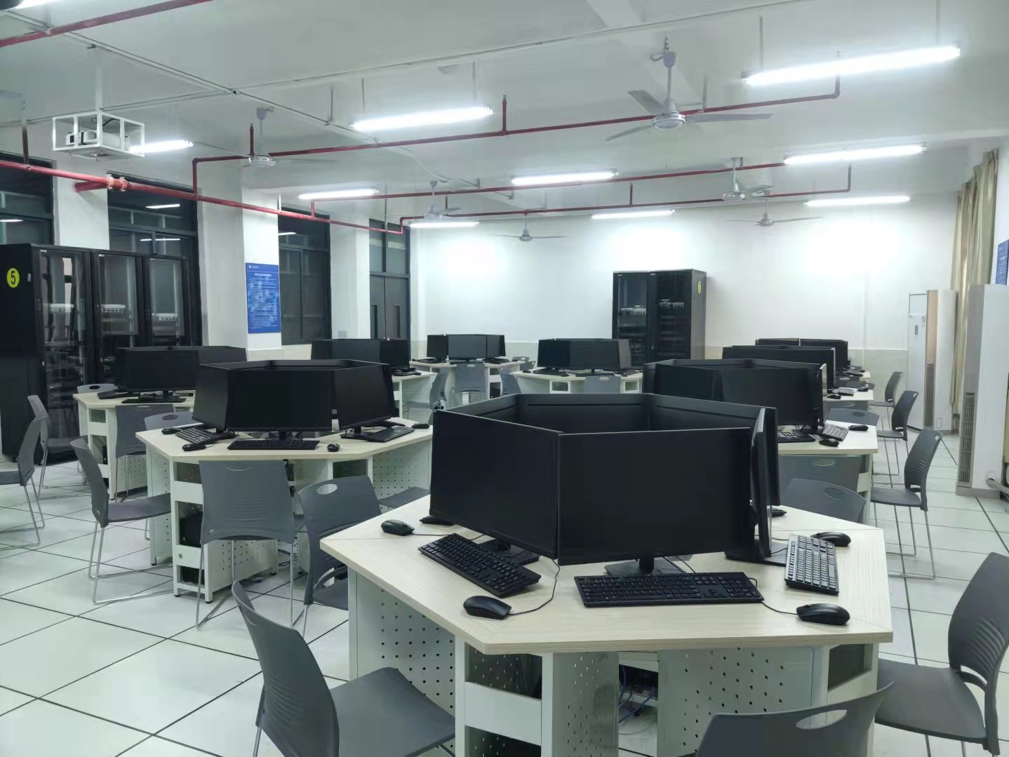 移动互联实验室-广东科技学院-计算机学院